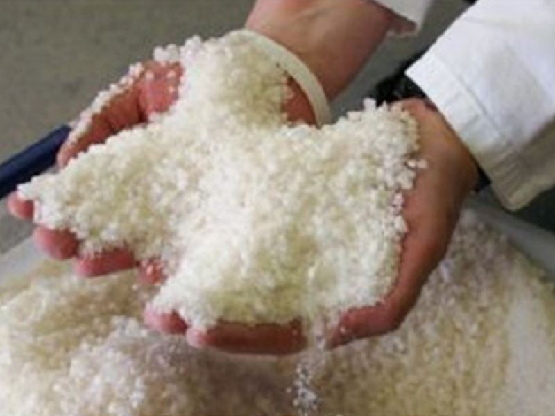 Det er utarbeidet en kunnskapsstatus om bruk av salt til saltfiskproduksjon. Salt endres etter bruk, men råstoffets beskaffenhet og andre fysiske faktorer ved saltetidspunktet har større betydning for kvalitetsvariasjoner i salt- og klippfisk